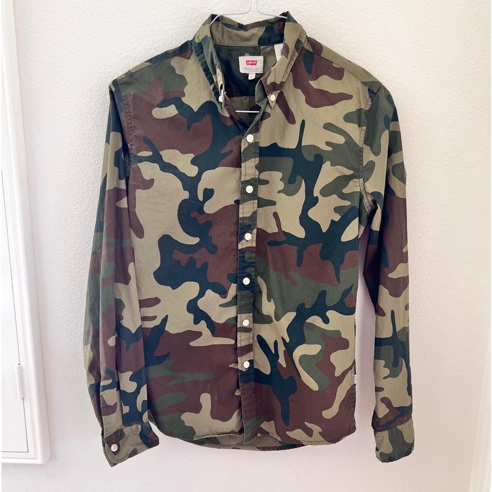 Guess camouflage shirt size small mens